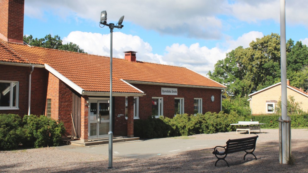 På Djursdala skola går det i dagsläget drygt 50 elever, enligt rektor Torbjörn Sandberg.