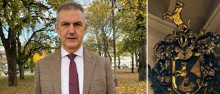 Eskilstunabon Davor är Sveriges nya statsheraldiker – följ med på en historisk resa i symbolikens tecken 