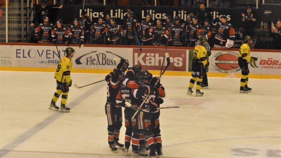 Vimmerby Hockey förlorade mot Nybro Vikings och säsongen är nu över för VH:s del.