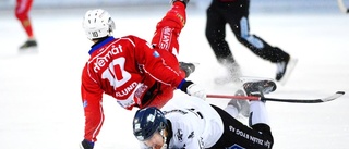 Kalix Bandy på rygg i Söderhamn