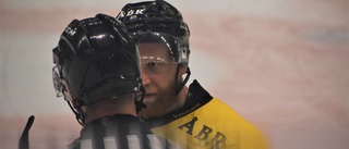 Kapten Karlsson efter tunga förlusten: "Något som saknas" • Irriterat efter domslut: "Väldigt hårt"