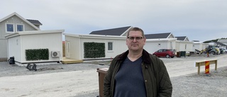 Olagliga småhus i Grillby stoppas - köpare utköpta