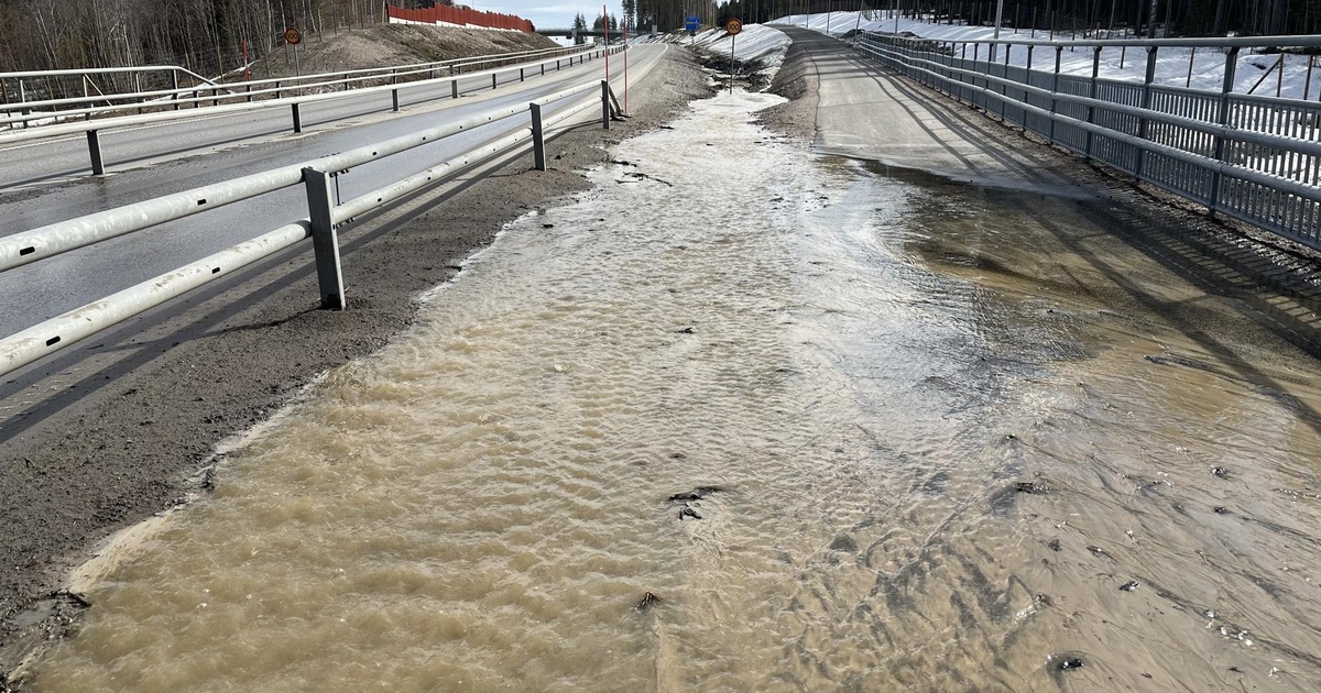 Varningen: Vattenmassor på väg – risk för vattenplaning