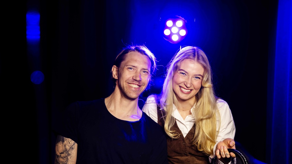 Magnus Tosser och Melanie Åström i nöjespodden "Kranen". Podden är ett samarbete mellan NSD och Kuriren. 