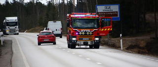 Larm om hinder i trafiken – träd föll över riksvägen