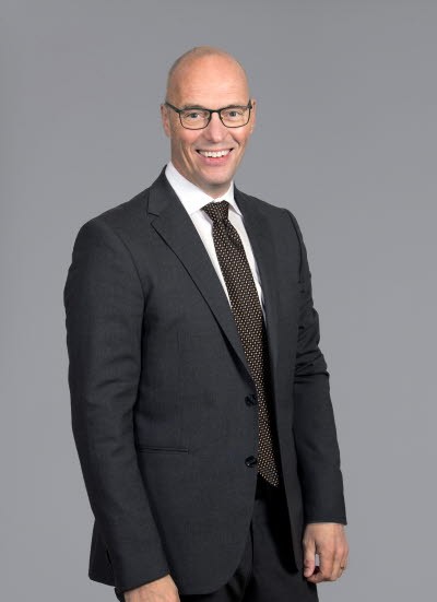 Johan Padel är affärsområdeschef för trävaror på Holmen AB.