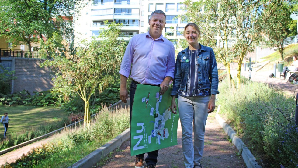 Björn Immerstrand var en av Miljöpartiets toppkandidater i Linköping inför valet 2018. Här syns han tillsammans med partikollegan Rebecka Hovenberg.