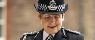 Skandaler tvingar bort Londons polischef