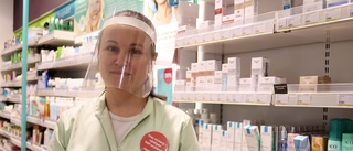 Västervik, 9.45: Ett fåtal självtester kvar på ett apotek • Apotekschef: Hög åtgång på tester och munskydd