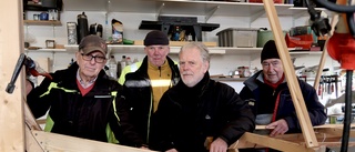 Här byggs båtar med traditionell teknik i Västervik • Kör enligt "gör om gör rätt-principen" 