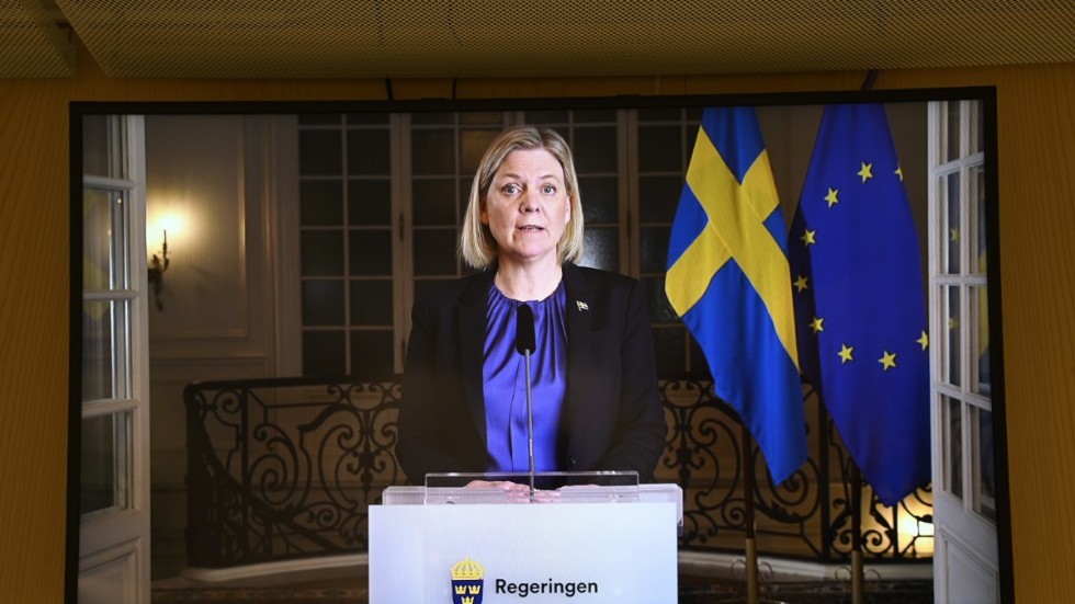Statsminister Magdalena Andersson (S) höll tal från Sagerska huset med anledning av Rysslands väpnade angrepp på Ukraina.