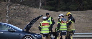 Körde in i mitträcket – men fortsatte köra av hänsyn till övriga trafikanter