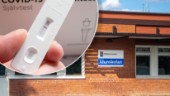 Ovaccinerad personal inom särskolan snabbtestas varje dag innan jobbet: "Många av våra elever är sköra"