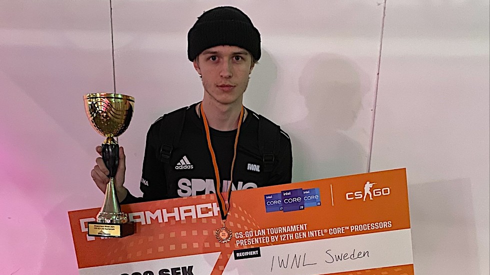 Albin Frick i ES 19 på Hultsfreds gymnasium hade en minst sagt lyckad Dreamhack med två segrar.