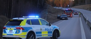 Tre bilar i två trafikolyckor nära Lindbacken