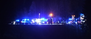 Tre personer döda efter frontalkrock på E4 i Nyköping 