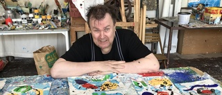 Nu släpper Sörmlandskonstnären Adalbert sin öppenhjärtiga biografi: ✓Konsten ✓Missbruket ✓Nazisterna i släkten