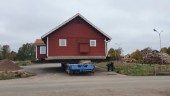 Snacka om flyttlass – hus på 200 ton flyttat • "Det är inte så vanligt"