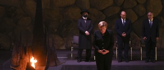 Merkel hedrar minnet av mördade judar