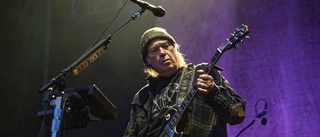 Neil Young och Crazy Horse släpper nytt