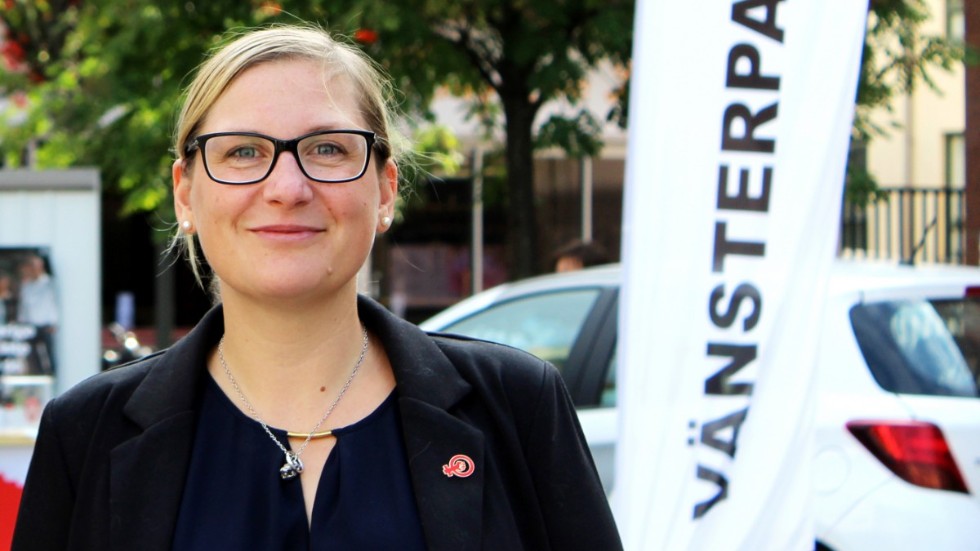 Jessica Eek är ledamot för Vänsterpartiet i regionstyrelsen i Östergötland. 