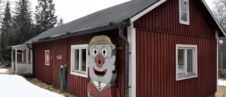 Då ska Luleå kommun riva sitt nedgångna ödehus