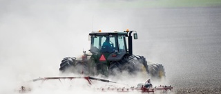 Bedragare sålde bondes traktorer