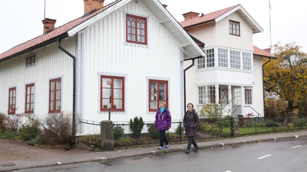 Rita Filppu och Cecilia Sagrén på vandring i Horn som bjuder på en varierande blandning av byggnader och stilar