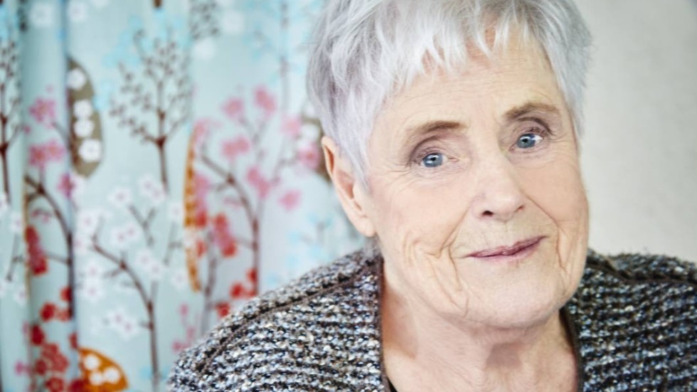 Elsie Johansson, född 1931, har genom åren tilldelats en mängd priser och utmärkelser för sina böcker.