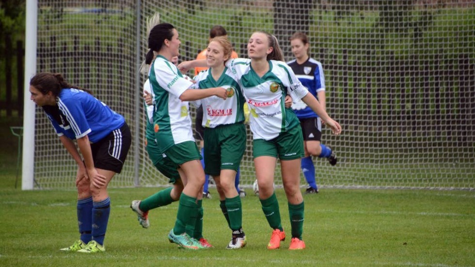 Hultsfreds FK vann träningsmatchen mot Västerviks Damfotboll.