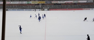 IFK:s match försenad – glömde klubborna