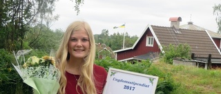 Lisa Ivarsson brinner för dressyren – blev årets ungdomsstipendiat