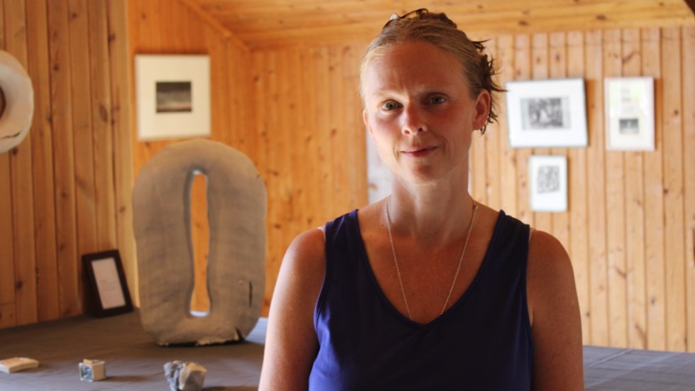 Caroline Eriksson är ledare för en ny kurs i keramik som till hösten drar igång på Vimmerby folkhögskola.