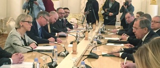 C: Dialog med Lavrov ska inte ske på ryska villkor