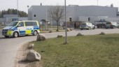 Stor polisinsats på Kronfågel – aktivister tog sig in i fabriken
