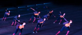 Överraskande kanadensisk dansshow på is till Rosvalla