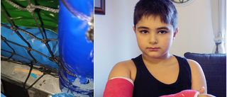 George, 7, skadades svårt på leklandet – som måste böta en halv miljon