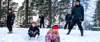 Första snön gladde Uppsalas barn