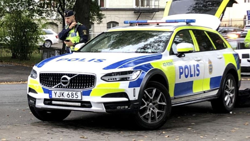 En man i Eksjö greps för misshandel och olaga hot.