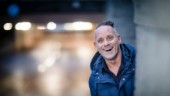 Tv-profilen Håkan Hallin startar om livet i Katrineholm: "Trött på Stockholm"