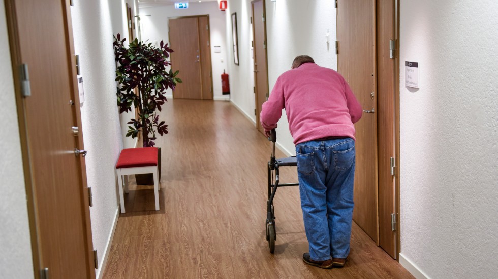 I mars 2021 beslutade kommunfullmäktige att en äldre person i Norrköping har rätt till 7 349 kronor i minimibelopp vilket är 1 697 kronor högre än vad lagen kräver, skriver vård- och omsorgsdirektör Magnus Johansson. Genrebild.