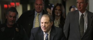 Domare underkänner Weinstein-förlikning