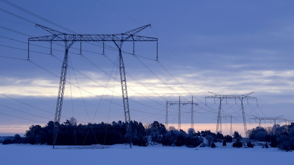 Riksdagen har en särskild debatt om den svenska elförsörjningen i en tid när elbehovet ökar men kapaciteten att leda el framförallt från norra Sverige brister. Arkivbild.