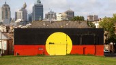 Strid om aboriginernas flagga väcker känslor