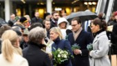 Stilla ceremoni för offren på Drottninggatan