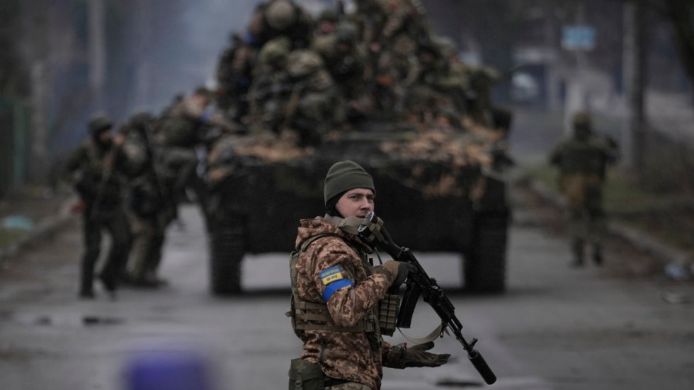 Ukrainska soldater i Kiev på lördagen.