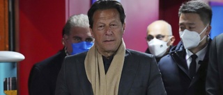 Pakistans premiärminister tvingas avgå