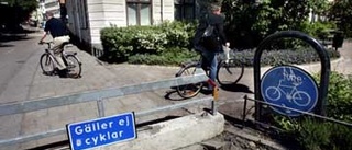 Trångt för cyklister på Östra Ågatan