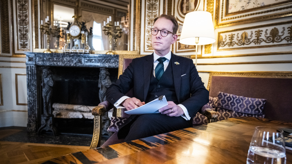 Blev han verkligen jättearg och slutade? Tobias Billströms exit som utrikesminister verkar ha varit dramatisk.