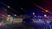 Moped körde mot rött och kraschade i polisbil